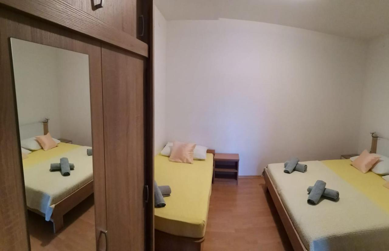 Apartments Sretna Gradac  Esterno foto